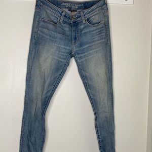 LIGHTLY WORN AMERICAN EAGLE JEGGING!